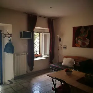 https://alessias-home.it-romehotels.com
